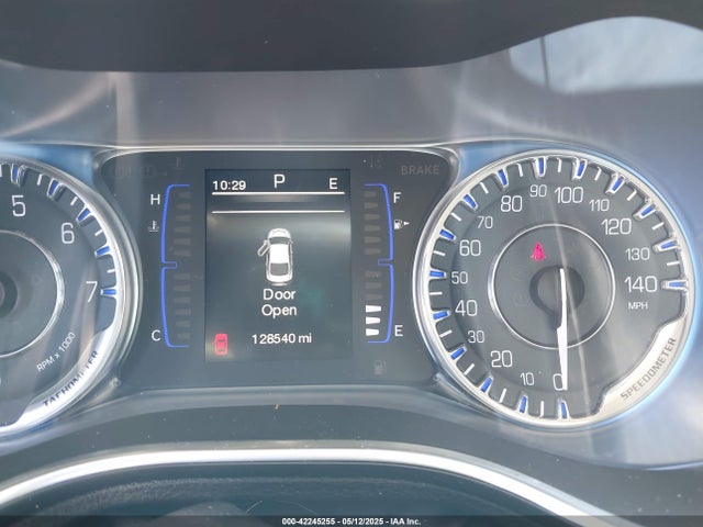 1C3CCCAB6FN697289 Chrysler 200 Limited