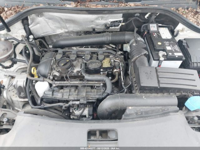 WA1FFCFS4FR010712 Audi Q3 2.0t Premium Plus
