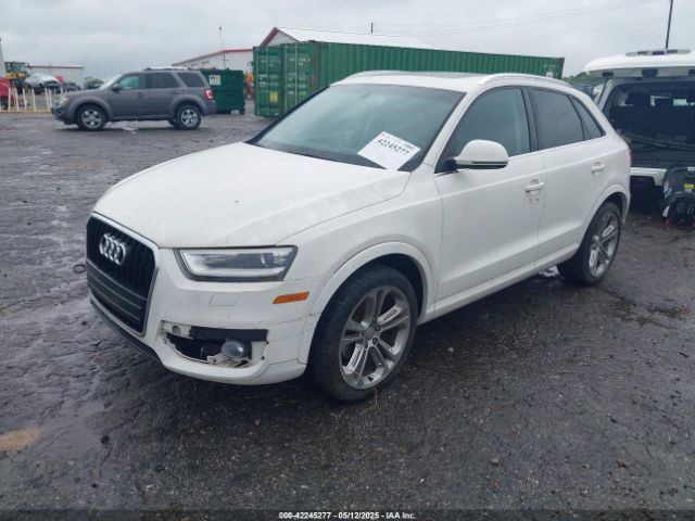 WA1FFCFS4FR010712 Audi Q3 2.0t Premium Plus