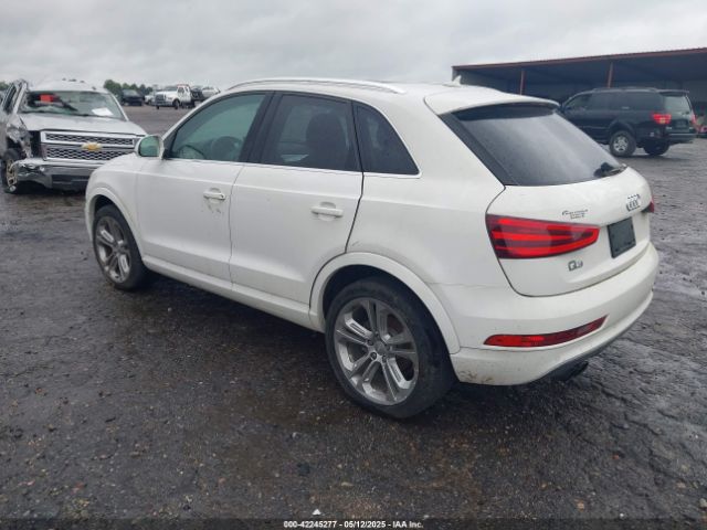 WA1FFCFS4FR010712 Audi Q3 2.0t Premium Plus