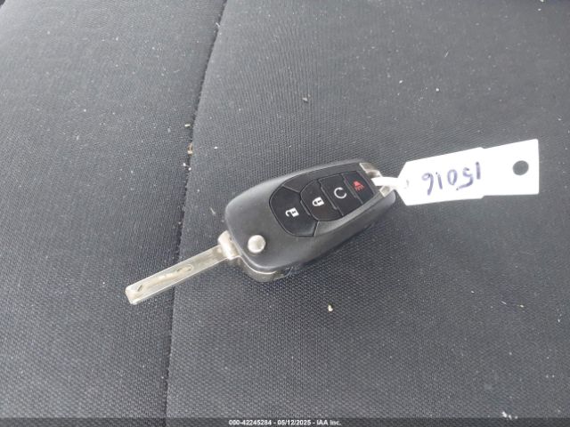 KL7CJNSM7NB543376 Chevrolet Trax Awd Ls