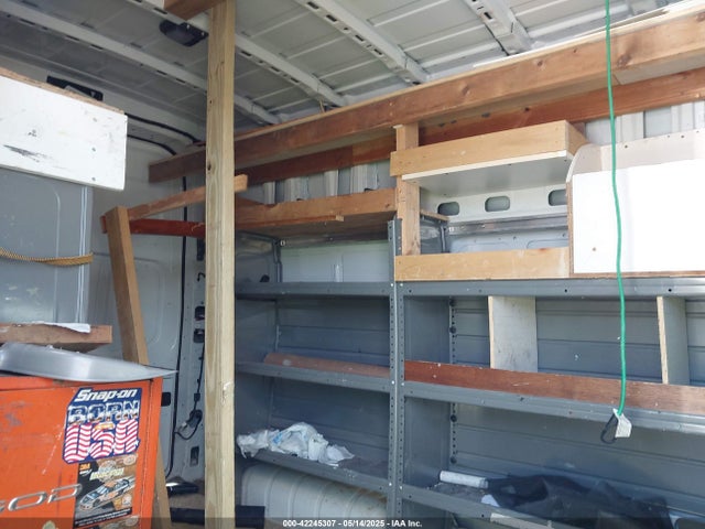 1N6BF0LY1JN815320 Nissan Nv Cargo Nv2500 Hd S V6