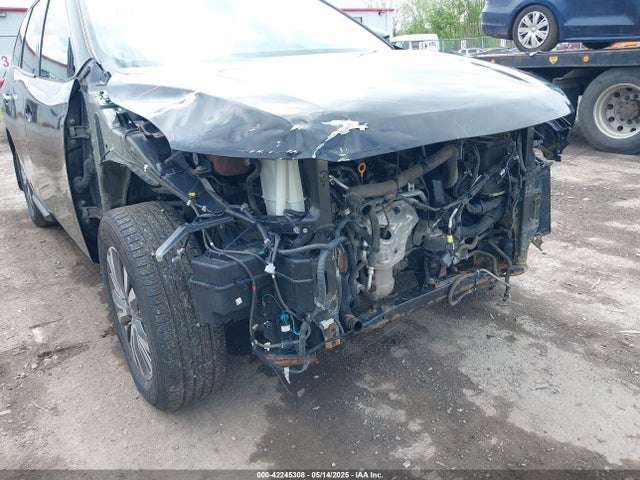 5N1DR2MMXJC664298 Nissan Pathfinder S