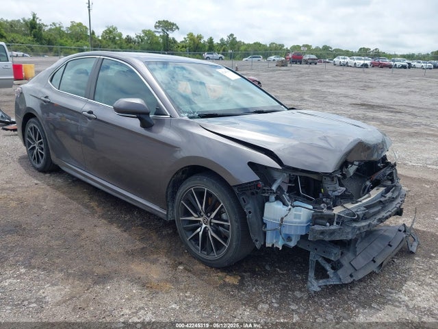 4T1G11AK3NU622539 Toyota CAMRY SE