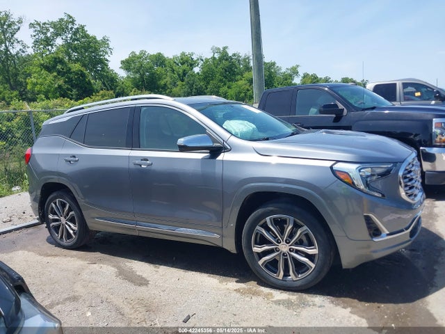 3GKALXEX9KL150595 GMC Terrain Denali
