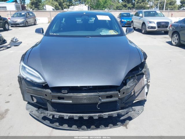 5YJSA1E18HF215166 Tesla Model S 60/75
