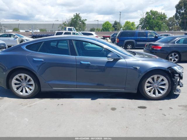 5YJSA1E18HF215166 Tesla Model S 60/75