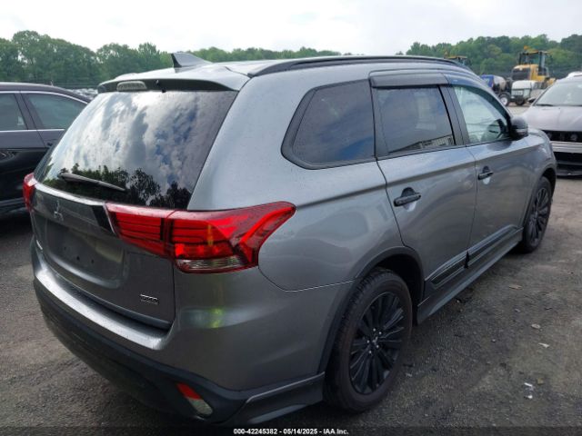2020 MITSUBISHI OUTLANDER JA4AD3A3XLZ024478 Photo 3
