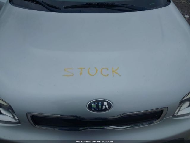 KNDJP3A50F7814113 KIA SOUL +