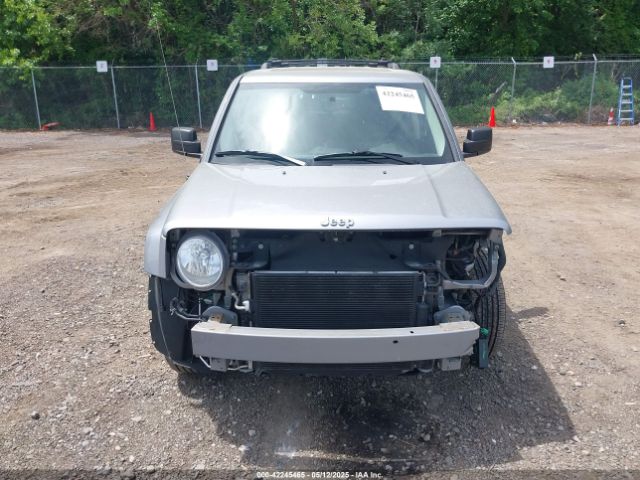 1C4NJPFB4HD187459 Jeep Patriot Latitude Fwd