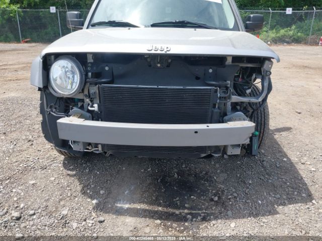 1C4NJPFB4HD187459 Jeep Patriot Latitude Fwd
