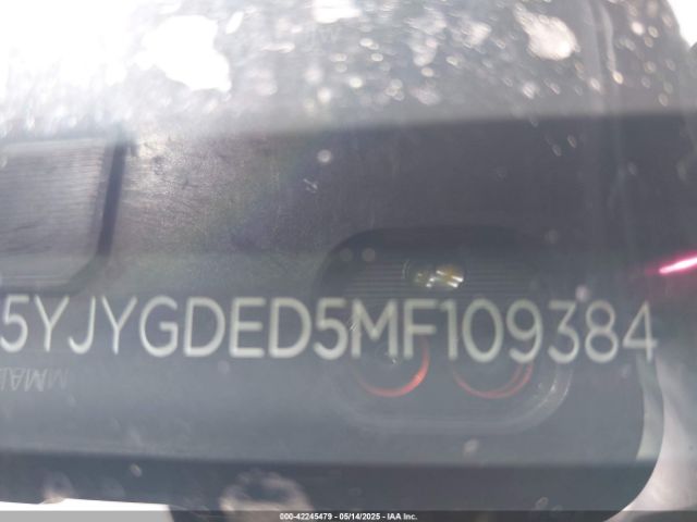 5YJYGDED5MF109384 Tesla Model Y Standard Range Rear-wheel Drive