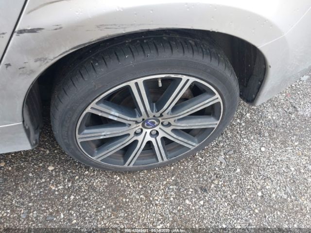 YV1612FS8E2271678 Volvo S60 T5