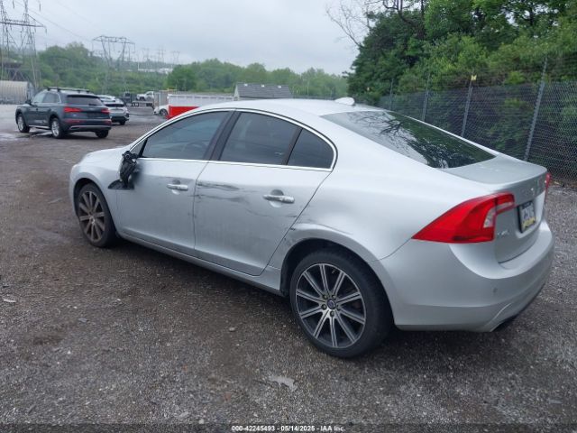 YV1612FS8E2271678 Volvo S60 T5