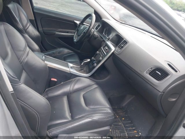 YV1612FS8E2271678 Volvo S60 T5