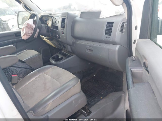1N6BF0KX3FN802584 Nissan 2015