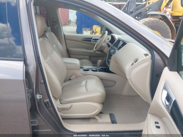 5N1AR2MN2EC626243 Nissan Pathfinder Sv