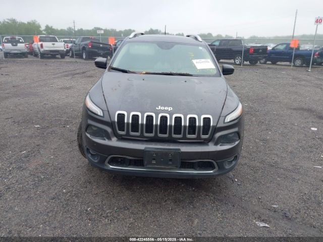 1C4PJMDS9HW561269 Jeep Cherokee Limited 4x4
