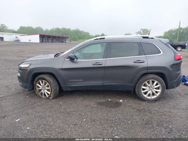 1C4PJMDS9HW561269 Jeep Cherokee Limited 4x4