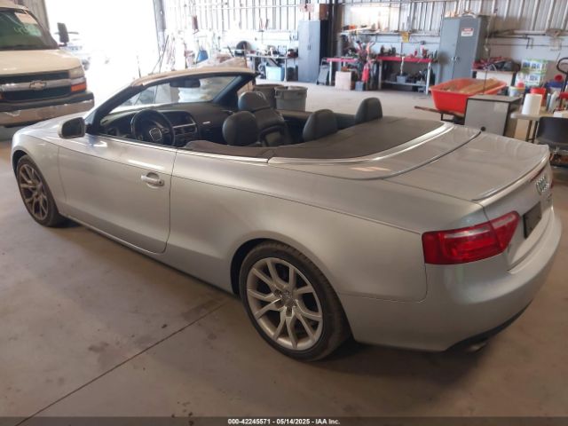 2011 AUDI A5 WAUCFAFH9BN010978 Photo 2