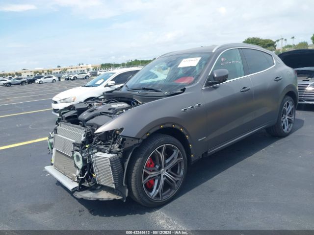 2021 MASERATI LEVANTE ZN661YULXMX372645 Photo 1