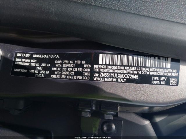 2021 MASERATI LEVANTE ZN661YULXMX372645 Photo 8