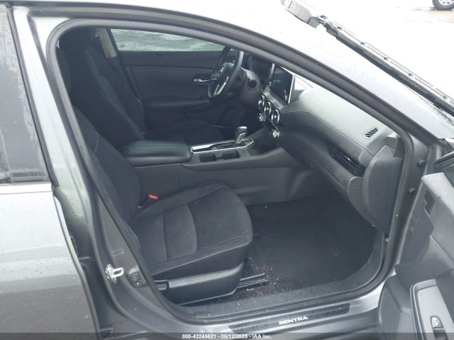 3N1AB8CV7MY209755 Nissan Sentra Sv Xtronic Cvt