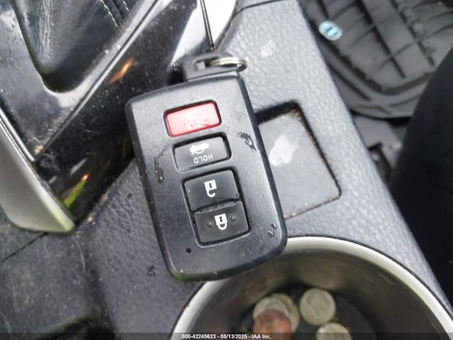 2T1BURHE5EC210222 Toyota Corolla Le Premium