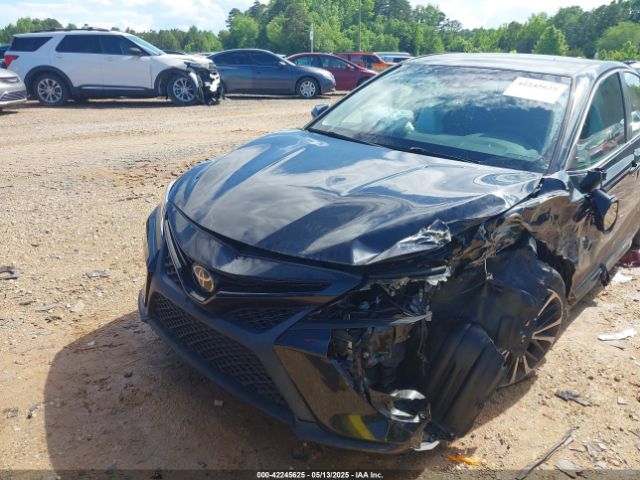 4T1B11HKXJU652275 Toyota CAMRY SE