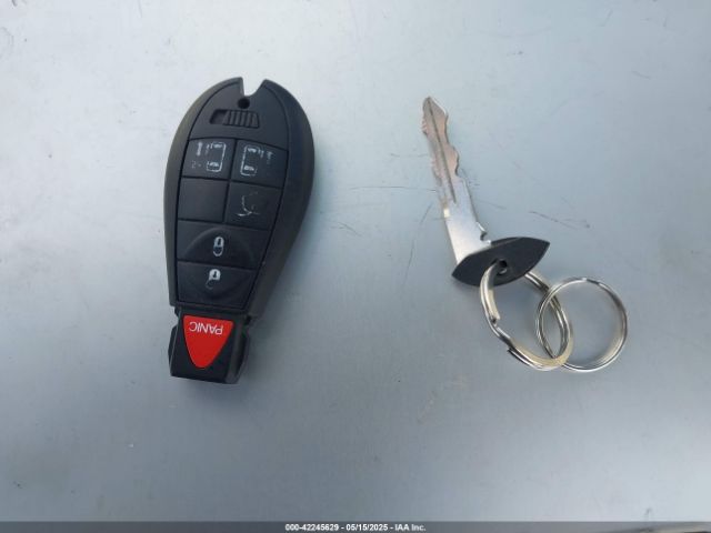 2C4RDGCG2ER173321 Dodge Grand Caravan Sxt