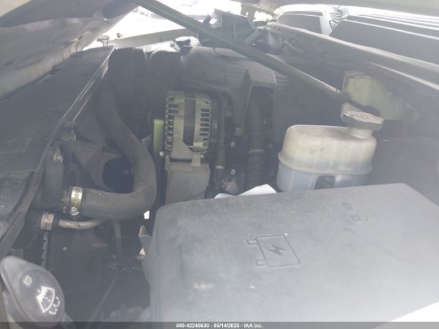 2011 GMC YUKON XL 1500 1GKS2MEFXBR382001 Photo 9