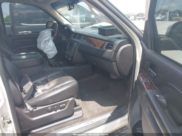 2011 GMC YUKON XL 1500 1GKS2MEFXBR382001 Photo 4