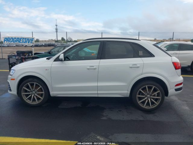 WA1GCCFS9HR001987 Audi Q3 2.0t Premium