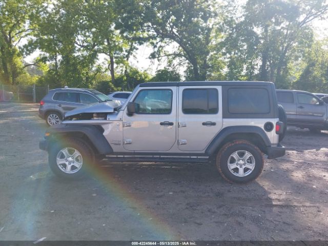 1C4HJXDGXLW325708 Jeep Wrangler Unlimited Sport S 4x4
