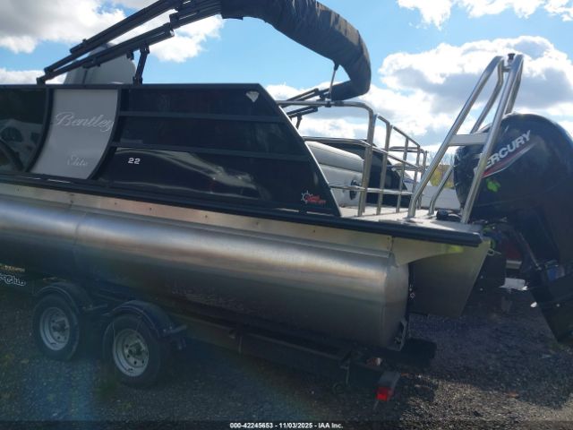 2022 BENTLEY OTHER BAG06130G122 Photo 2