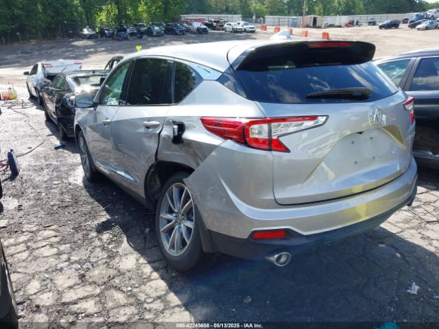 2021 ACURA RDX 5J8TC1H50ML010690 Photo 2