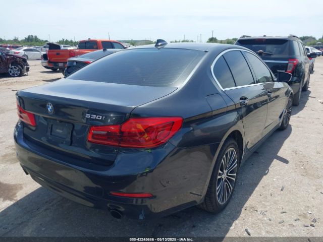 2018 BMW 530I WBAJA5C51JWA36851 Photo 3