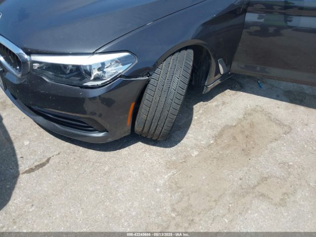 2018 BMW 530I WBAJA5C51JWA36851 Photo 5