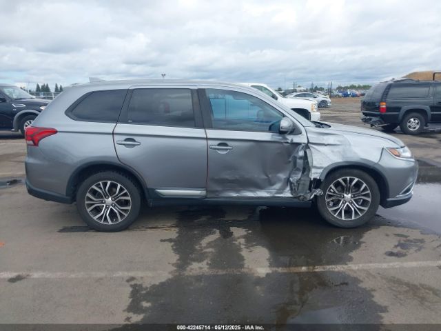 JA4AD3A31JZ016055 Mitsubishi Outlander Se