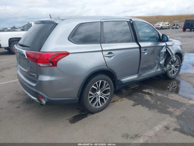 2018 MITSUBISHI OUTLANDER JA4AD3A31JZ016055 Photo 3