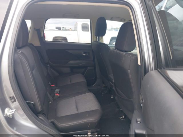 2018 MITSUBISHI OUTLANDER JA4AD3A31JZ016055 Photo 7