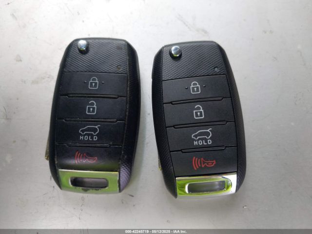 5XYPG4A30HG216740 KIA Sorento 2.4l Lx