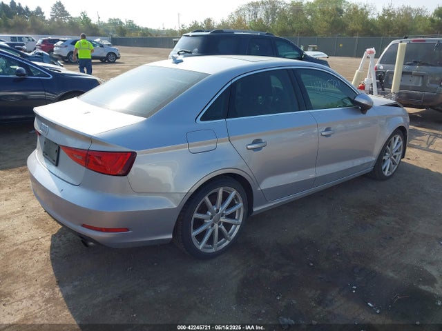 2015 AUDI A3 WAUEFGFF6F1139087 Photo 3