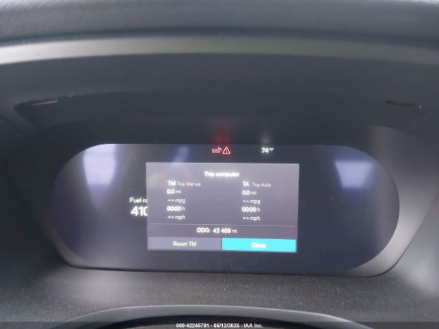 7JRL12FL8RG295491 Volvo S60 B5 Plus Dark Theme