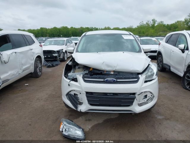 1FMCU0G92EUE23261 Ford ESCAPE SE