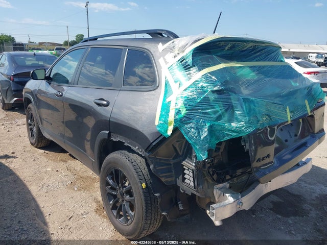 1C4PJMMB0PD110127 Jeep Cherokee Altitude Lux 4x4
