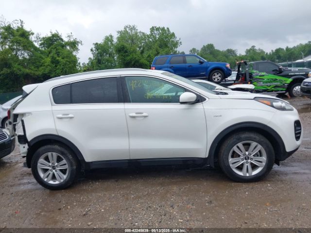 KNDPMCAC7J7473044 KIA Sportage Lx