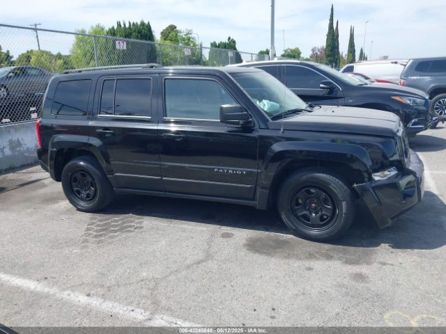 1C4NJPBB8ED886997 Jeep Patriot Sport