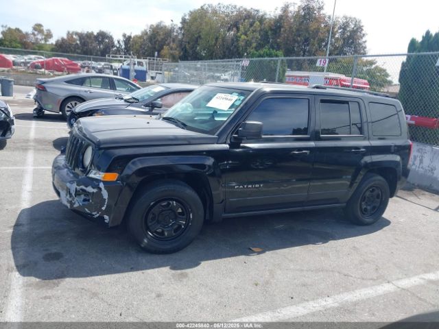 1C4NJPBB8ED886997 Jeep Patriot Sport