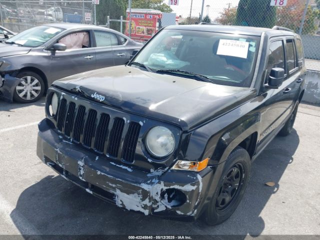 1C4NJPBB8ED886997 Jeep Patriot Sport